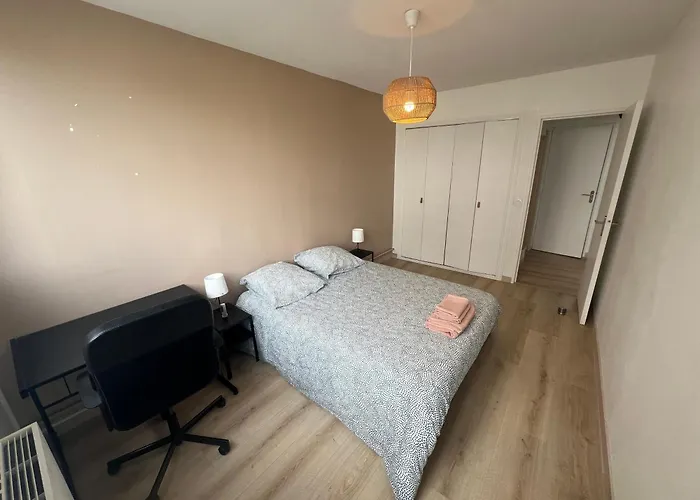 Appartement 6-8 Personnes, Acces Direct A Lyon